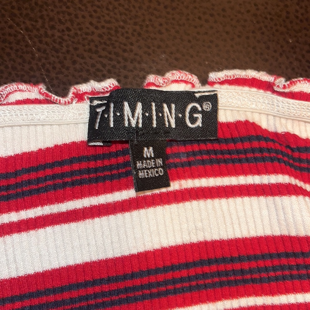 Size: Medium - Picture 3 of 3